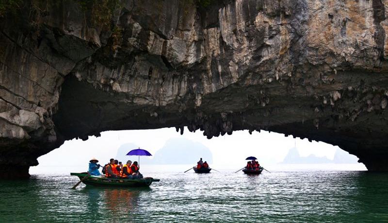 Bhaya Cruise – Halong Bay