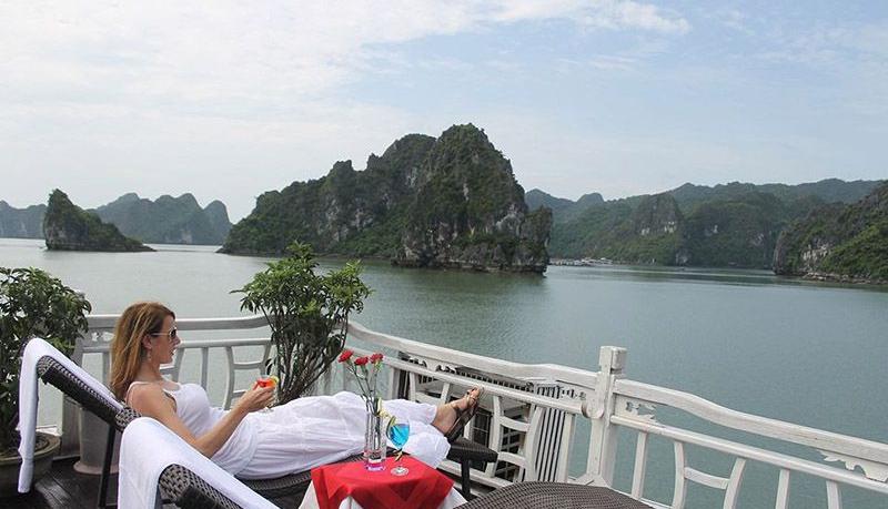 Victory Cruise – Halong Bay