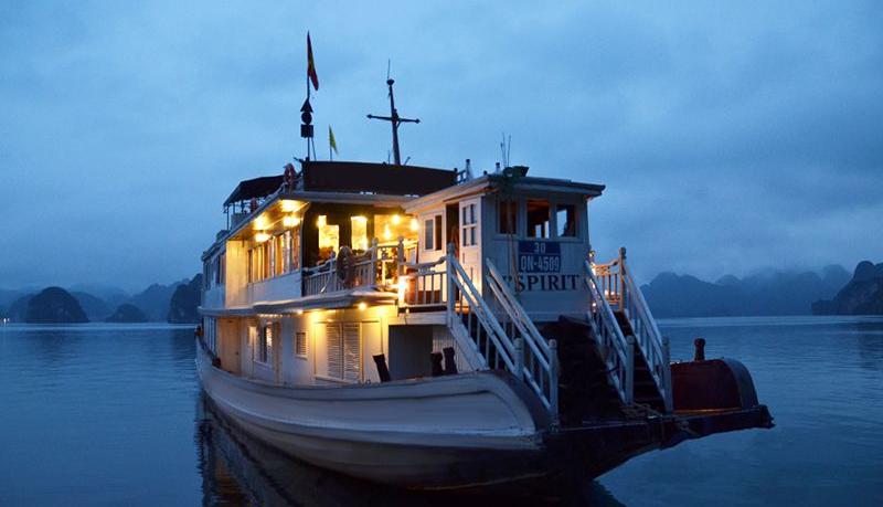 Vspirit Cruise – Halong Bay – 3 Days/ 2 Nights