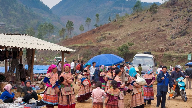 Sapa market and Can Cau market Tour – 4 Days/ 3 Nights